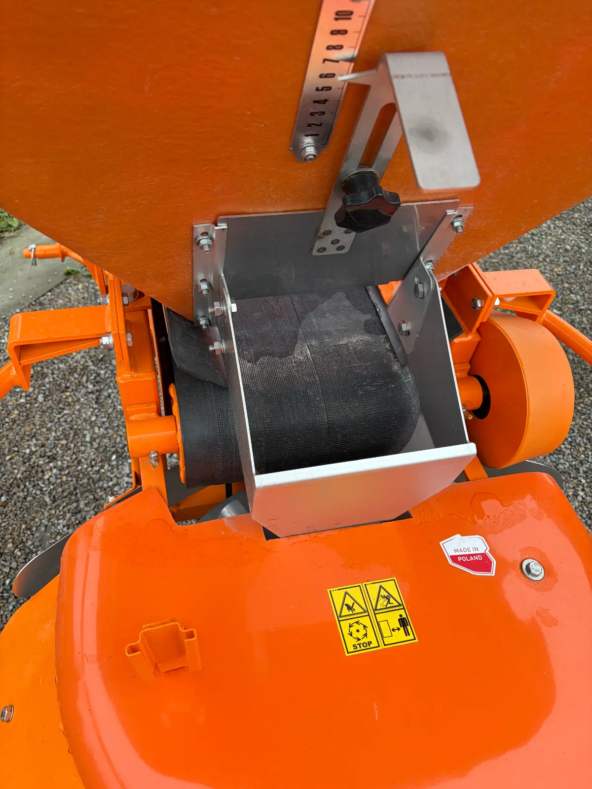 Posypywarka komunalna Motyl 600L do soli i piasku - POM Augustów | zdjęcie 4 z 9 | 36290 | Motofarma.pl