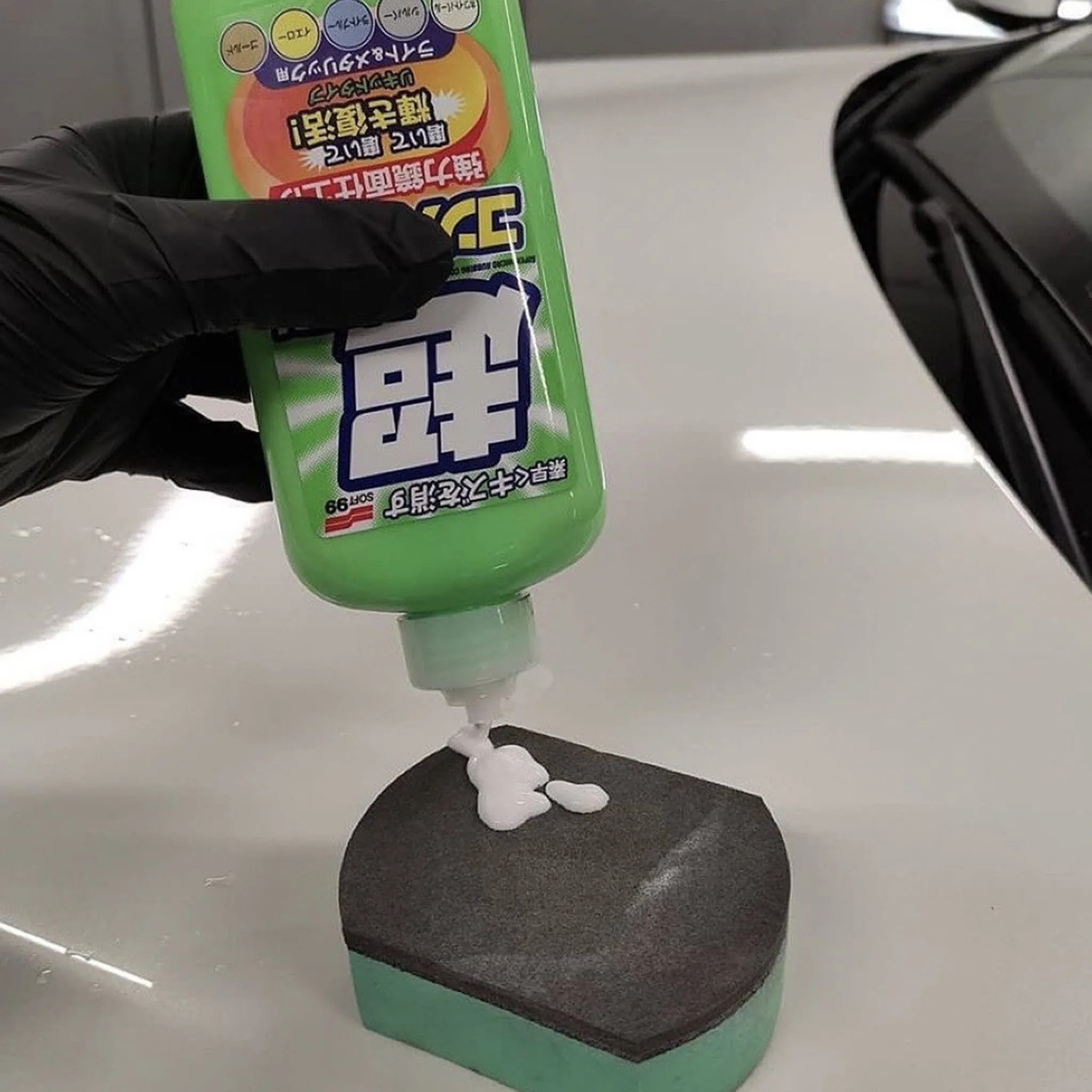 Soft99 micro liquid compound light do usuwania zacieków po wodzie jasne lakiery i metallic 250ml gąbka gratis | zdjęcie 4 z 6 | 47493 | Motofarma.pl