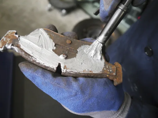 Smar kontaktowy z dodatkiem aluminium S424 FORCH | zdjęcie 3 z 4 | 46068 | Motofarma.pl