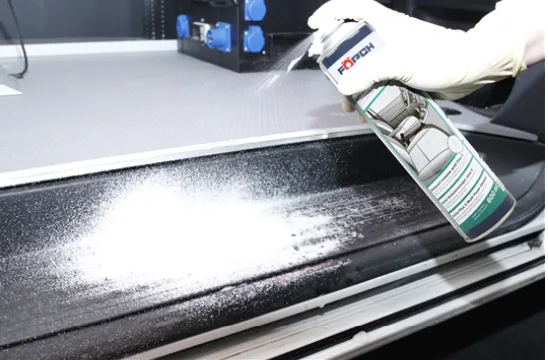 FORCH R560 AKTYWNA PIANKA CZYSZCZĄCA XXL 750ML DO TAPICERKI PLASTIKÓW SZYB | zdjęcie 6 z 6 | 46066 | Motofarma.pl