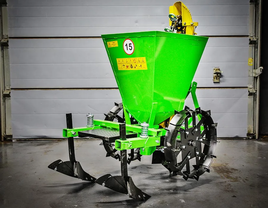 Sadzarka do ziemniaków 1- i 2-rzędowa S245 / S245/2 – Polska, solidna, z koszykami metalowymi - Metal-Technik | zdjęcie 8 z 8 | WC-11941 | Motofarma.pl