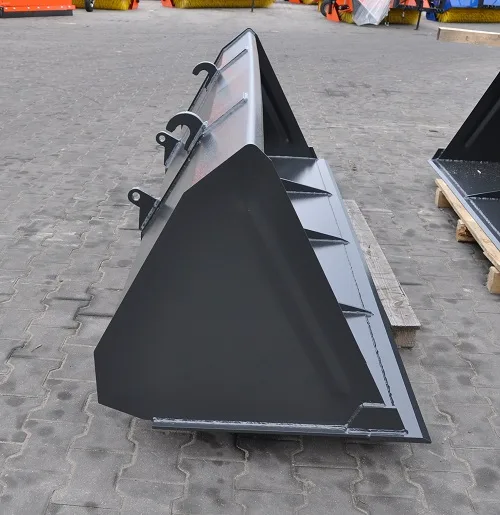 Łyżka karbowana do ładowacza i ładowarki - Metal-Technik | zdjęcie 5 z 5 | WC-8174 | Motofarma.pl