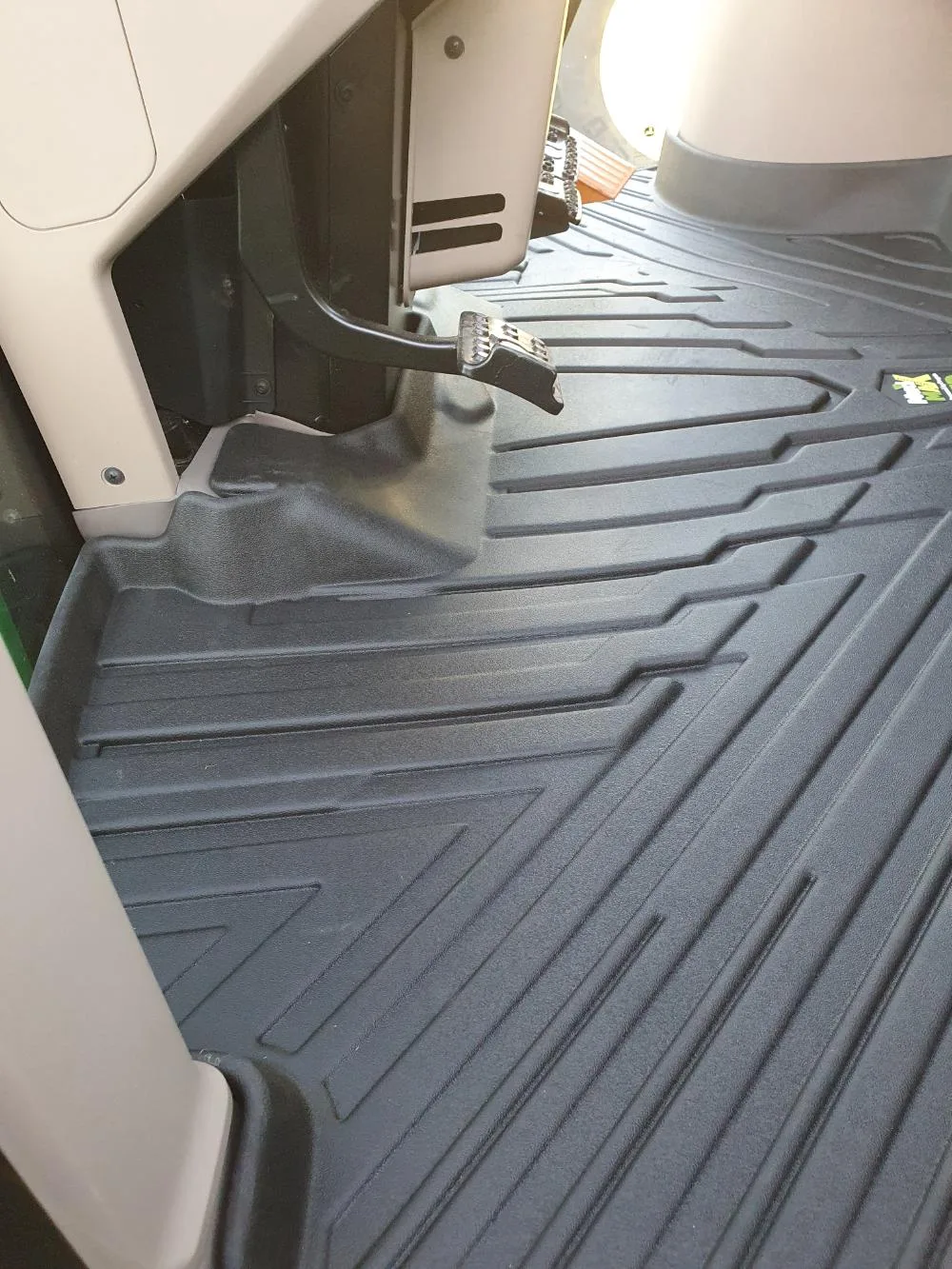 Mata podłogowa CASE IH FARMALL 90-120C NEW HOLLAND T5 - FroGum | zdjęcie 6 z 7 | 46858 | Motofarma.pl