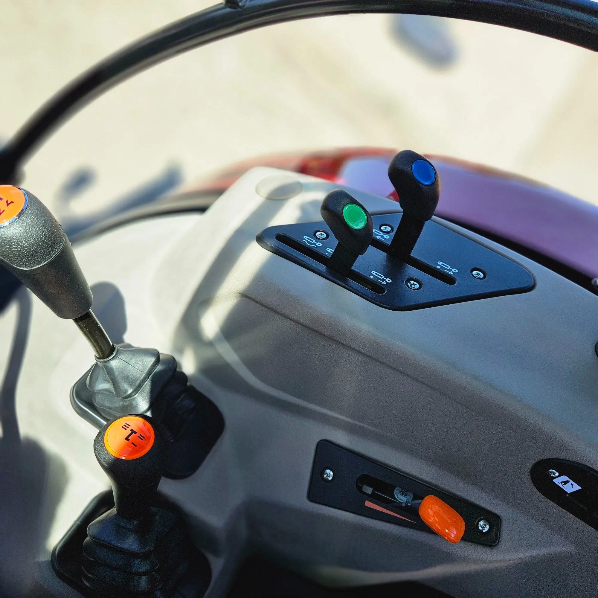 Traktor CASE FARMALL 90A – ciągnik rolniczy 90 KM - Case IH | zdjęcie 23 z 28 | WC-7267 | Motofarma.pl