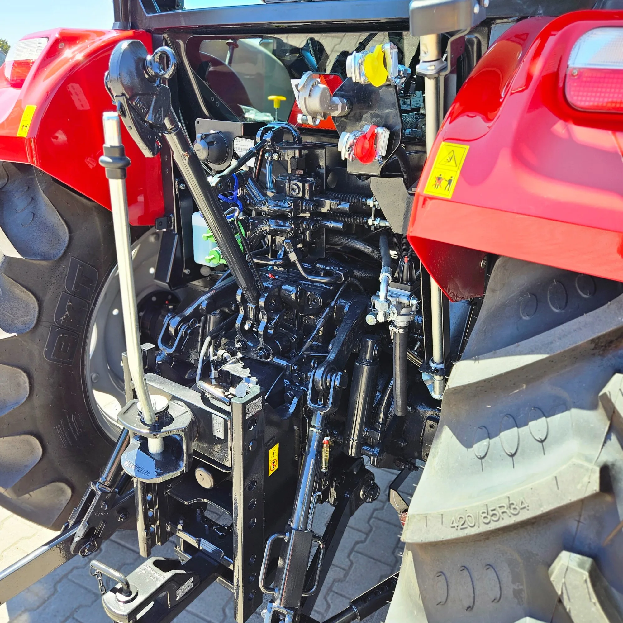 Traktor CASE FARMALL 90A – ciągnik rolniczy 90 KM - Case IH | zdjęcie 13 z 28 | WC-7267 | Motofarma.pl