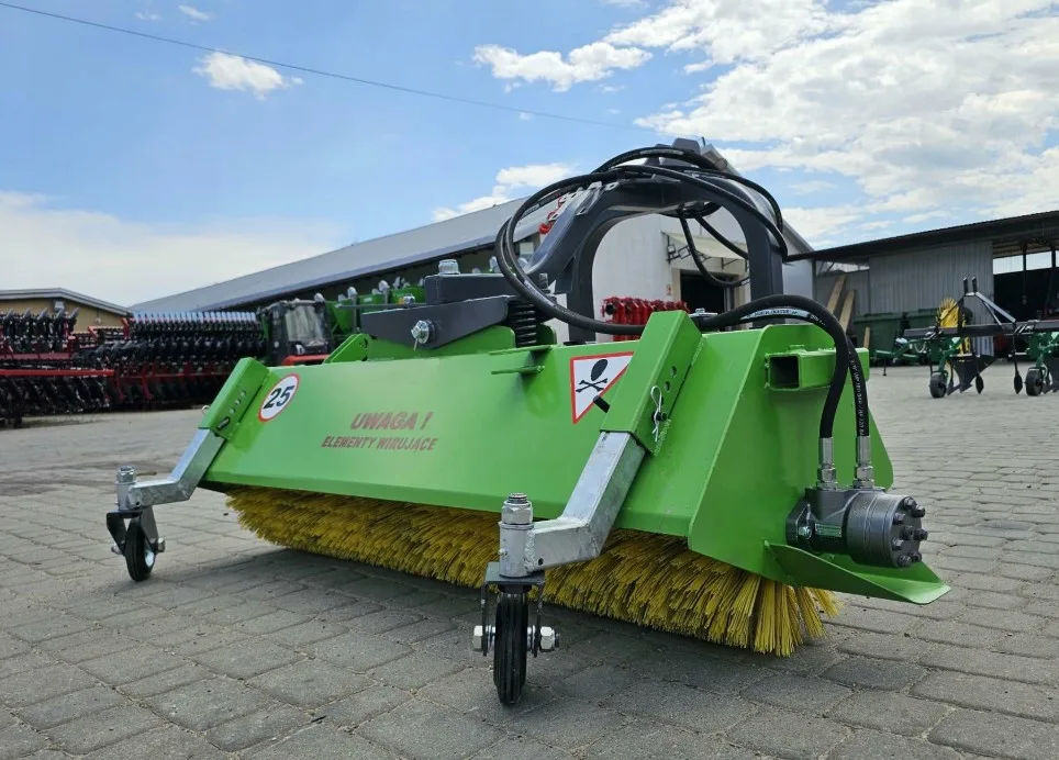 Zamiatarka uliczna Abra IGA Mini – 120 / 135 / 150 cm, do Kubota, Ursus, ISEKI - Metal-Technik | zdjęcie 5 z 7 | WC-11953 | Motofarma.pl