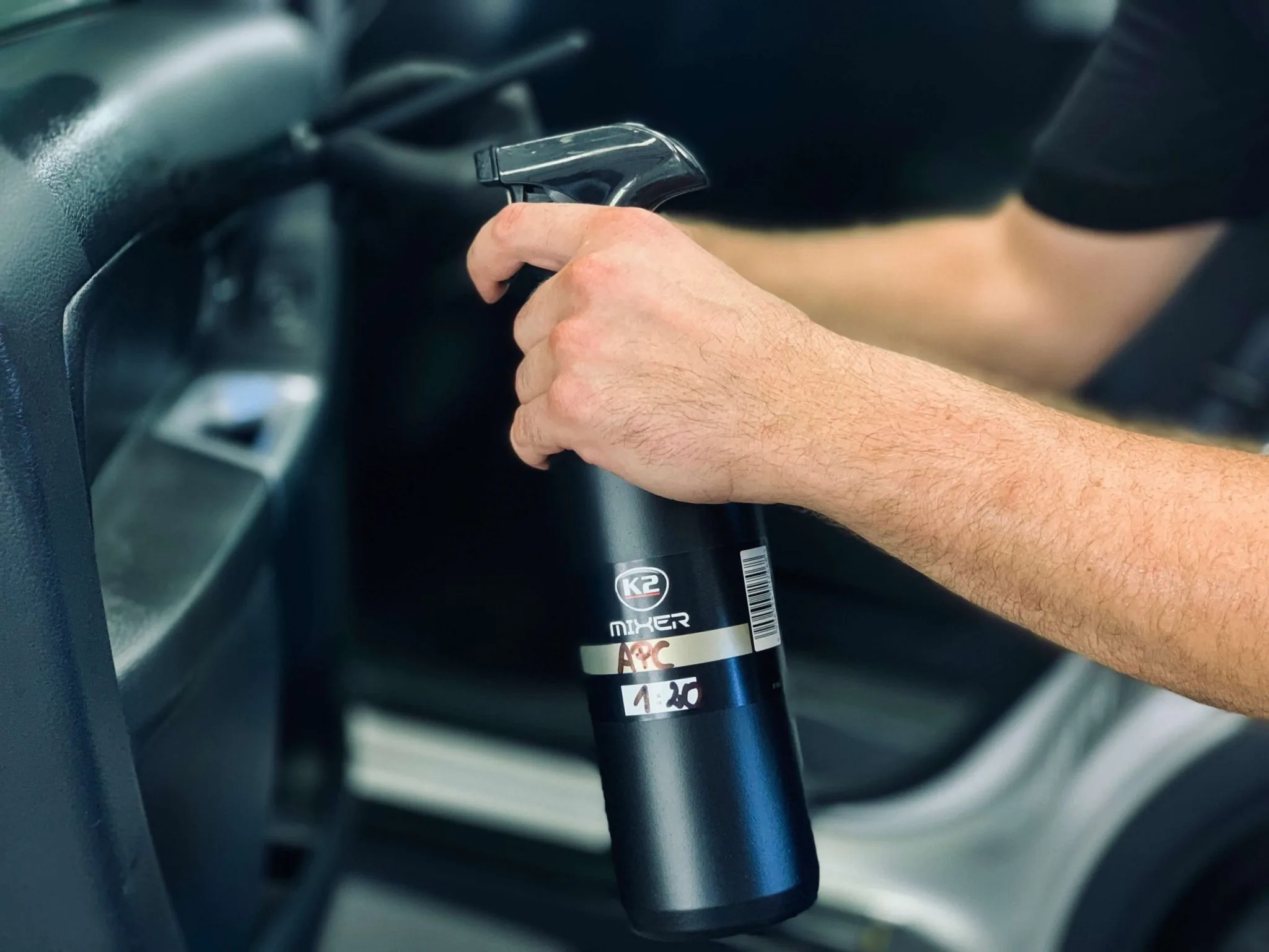 Butelka do detergentów z atomizerem K2 MIXER | zdjęcie 3 z 5 | D7001 | Motofarma.pl