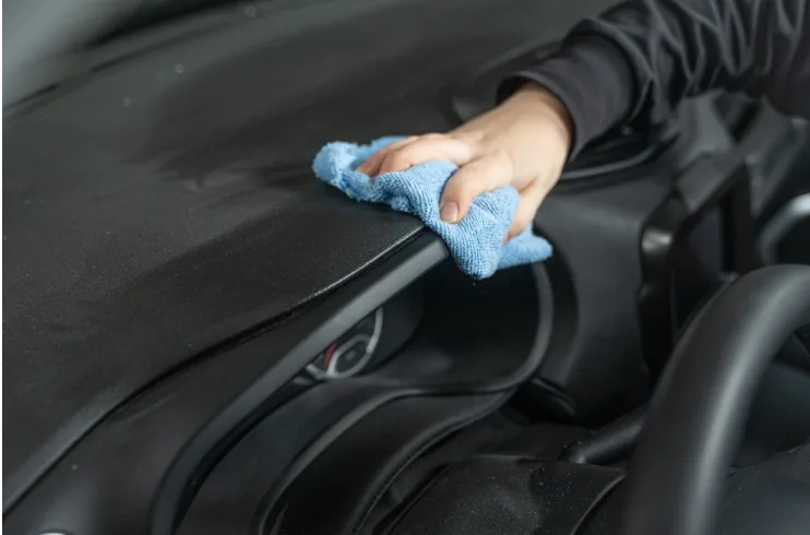 Ścierki z mikrofibry na rolce bezszwowe 30x38 50szt. 220g/m2 Forch | zdjęcie 3 z 5 | 47367 | Motofarma.pl