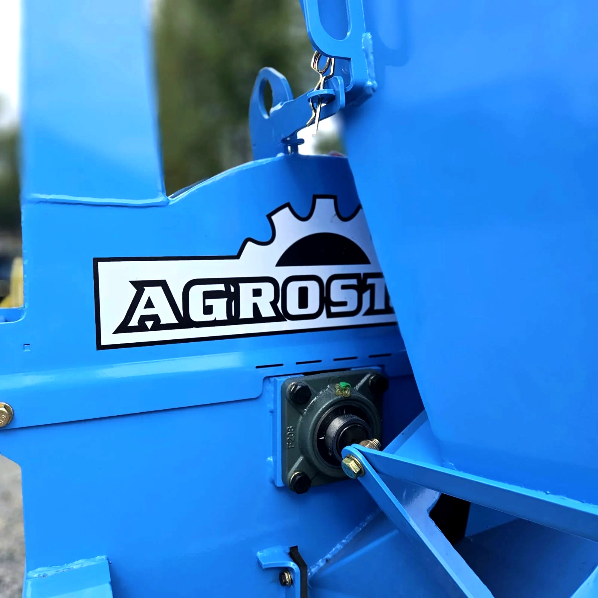 Rębak do gałęzi AGROSTAR na WOM do ciągnika 18-45 KM gałęzie 10 cm BX42