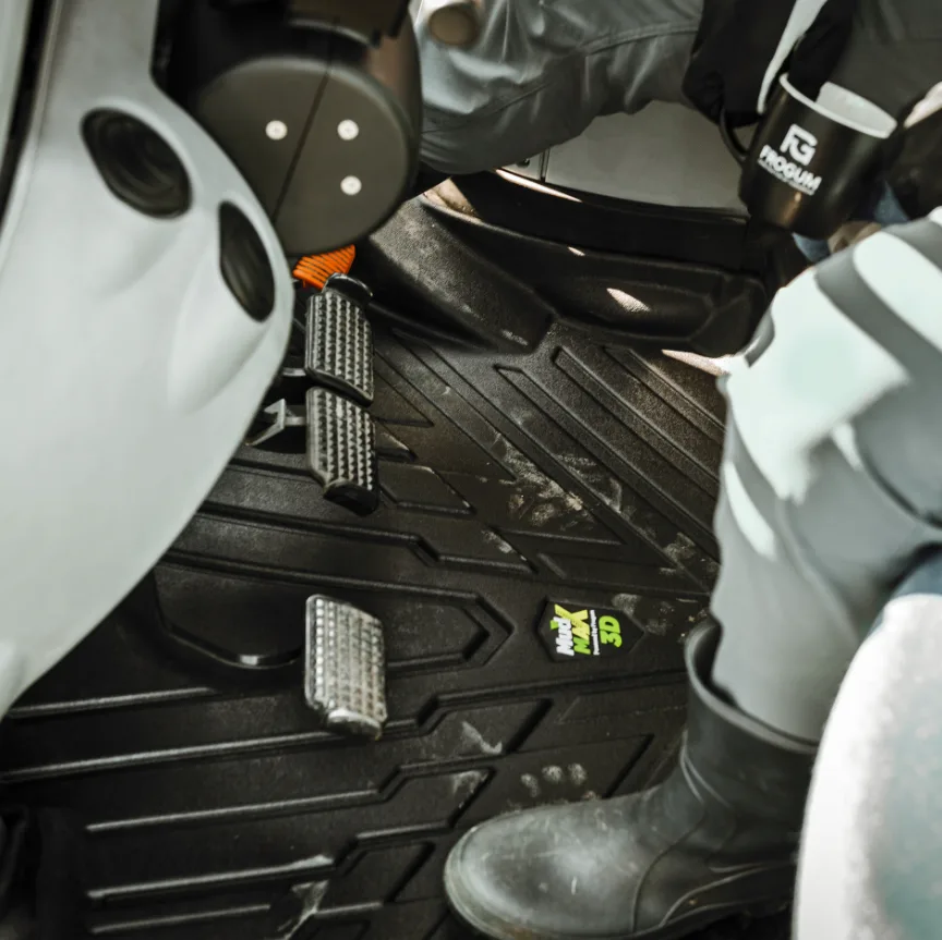 Mata Podłogowa John Deere Seria 6R 230,250 MM429024 - FroGum | zdjęcie 3 z 5 | 46981 | Motofarma.pl