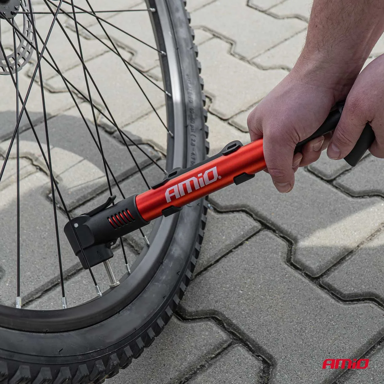 Pompka ręczna rowerowa PU01 Amio