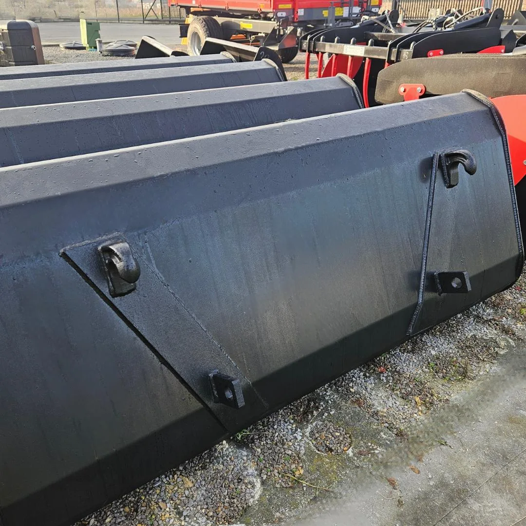 Łyżka do ładowacza Euro-ramka – 1,8 m / 2,0 m / 2,4 m - RODA | zdjęcie 3 z 3 | 49538 | Motofarma.pl