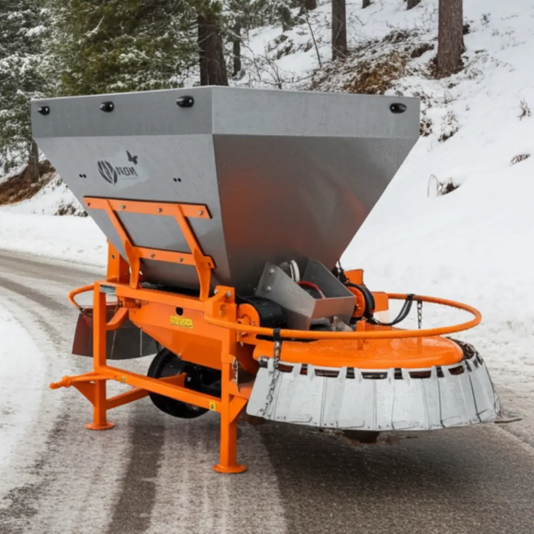 Posypywarka komunalna Motyl 600L do soli i piasku przystawka komunalna blacha kwasoodporna - Metal-Technik | zdjęcie 1 z 8 | WC-9265 | Motofarma.pl