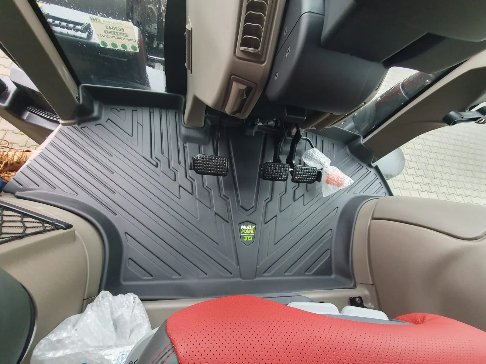 Mata podłogowa CASE IH Vestrum CVX, Puma i Steyr ABSOLUT CVT - FroGum | zdjęcie 3 z 4 | 46859 | Motofarma.pl