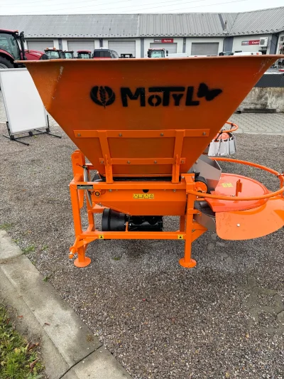 Posypywarka komunalna Motyl – sól, piasek, grys | Zimowe utrzymanie dróg